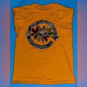 small men’s LRG yellow shirt